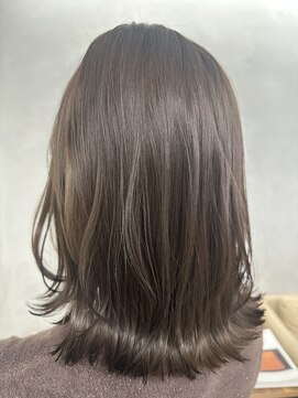 インビテーション(invitation) くびれボブ◎ラベンダーアッシュ