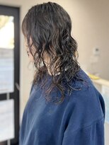 トナリ(tonari)&nbsp;ウェーブパーマ　ウェット　ロングヘア　【鹿児島中央】