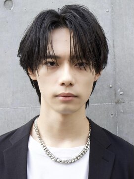 エイド 渋谷(aid) 微わけセンターパートウルフ黒髪リバースショートカルマパーマ