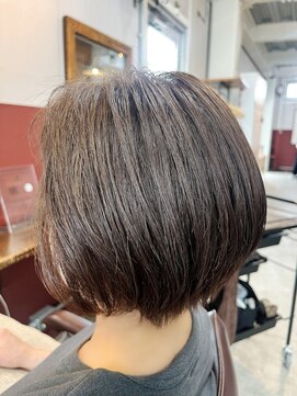 ルーファス 恵比寿 渋谷(Ruufus) 丸み前下がりボブ 2503