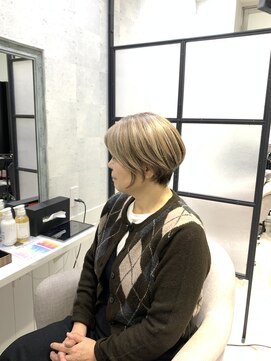 イーズ バイ インス(Yeeee.s by INCE) 白髪ぼかし/白髪改善カラー/ショート/透明感カラー/脱白髪染め