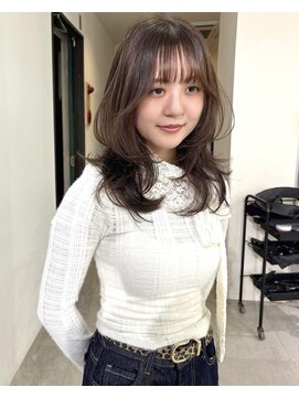 ニコ サガ(NIKO Saga) 佐賀/大人かわいいくすみカラー/赤み消しオリーブ/レイヤー