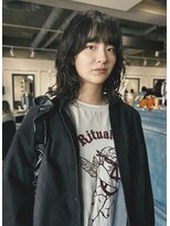 クイン(qin)&nbsp;コテ巻き風ニュアンスパーマ