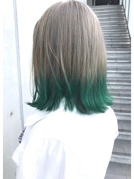 コキャン(COQUIN) 外国人風パールホワイト＋裾カラー