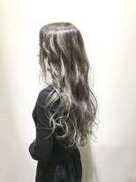 ジョージ(Jo-Ji)&nbsp;グレーパール♯インナー♯ハイライト♯ブリーチ