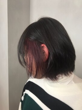 ラトリエ ブロカント 立川北口店(L'atelier BROCANTE) インナーカラー ボブ ピンク 黒髪 赤