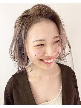 シェリ ヘアデザイン(CHERIE hair design) White beige colour