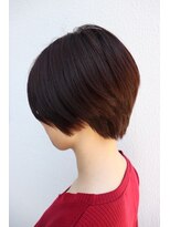 ヴァロ(Valo)&nbsp;大人小顔ハンサムショート　丸み◎耳かけ