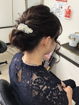 フラワー(Flower)の写真/【丸山町】卒業式・成人式・結婚式・パーティー等。大切な日はプロの技術で着付けとヘアセットができる♪