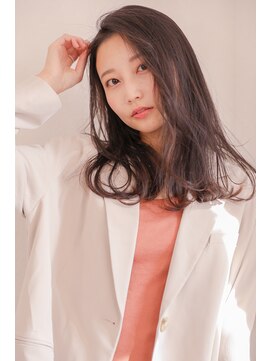 ラフ 八乙女(Rough) 大人ガーリー/ダークアッシュ/ミディアムレイヤーカット/八乙女