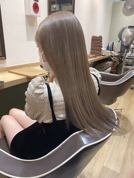 イギー(Iggy) 【宇佐美勇磨】ミルクティーグレージュ