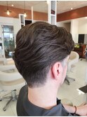 ビジネスヘアできる男外国人風メンズヘア