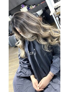 ユートピア(U topia) バレイヤージュ/ハイライト/アースカラー