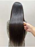ダークグレーとディープブルーでトーンダウンをメテオカラーで！