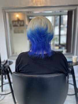 ヴァンクラウドコウベ(VENT CLOUD KOBE) 20代30代ブリーチハイトーンブルー立体感グラデーションカラー