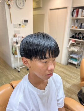 トコトコボーイ(TOCOTOCOBOY) レザーカットでエアリーなマッシュ中学生カット