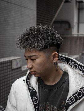 プロショップウェーブ(PRO SHOP WAVE) アッシュブラック/カルマパーマ/ベリーショート/原宿