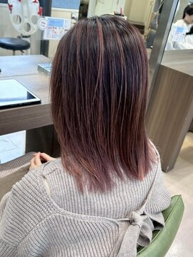 アウラ(AURA) 盛岡駅タッセルボブハイトーンカラーミルクティーベージュ外ハネ