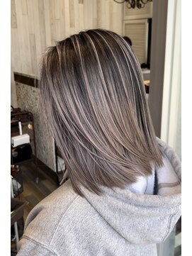 ラグーン(LAGOON) バレイヤージュグレージュハイライトダブルカラーケアブリーチ