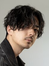 男性ならではの"悩み”も遠慮なく相談できる空気感を。［栄/メンズカット/メンズパーマ/曲がる縮毛矯正］