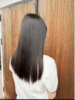 シャポン&nbsp;自然な艶とまとまり♪髪質改善ストレート
