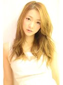 小顔をかなえるナチュラルロング