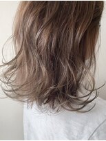 オーシャン(Ocean)&nbsp;[OCEAN Hair&Life藤原純] オリーブアッシュ×切りっぱなしロブ☆