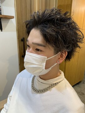 エルオム(EL.HOMME) 【MITSU】無造作アップバング×ツーブロック刈り上げショート