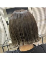 ノーム バイ アウラ(norm. by aura) マットベージュ