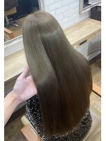 ラピス 新宿(Lapis)&nbsp;【Lapis新宿】くすみオリーブベージュ/透明感カラー