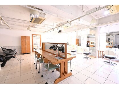 マアム ジー 明大前店(ma'am Zee)の写真