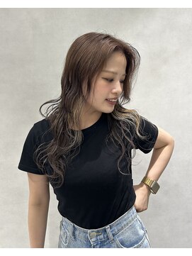 リアン バイ キートス(Lien by kiitos) ベージュカラー/ラベンダーベージュ/インナーカラー/ロング