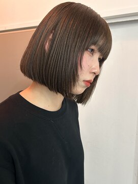 カシェル(cashel) 切りっぱなしボブ　暗髪カラー　チョコレートカラー