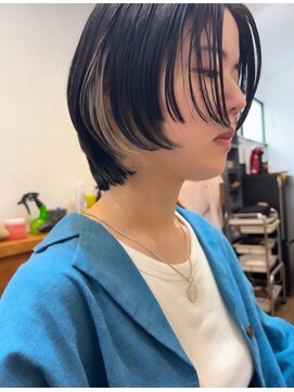 コンパス(COMPASS) モードなショートボブ