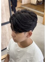 メンズギフト(men's GIFT)&nbsp;フェザーパーマ毛流れセンターパートツーブロック刈り上げ