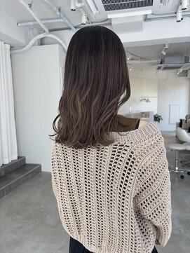 サークル(CIRCLES) ミディアムヘア