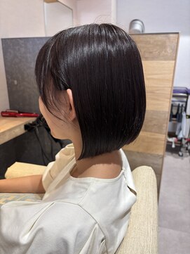 ブルーム ヘア デザイン ドゥーエ(bloom hair design due) ラベンダー×ボブ【ミニボブ/艶カラー/髪質改善/美髪/塚口】