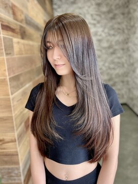 ウェリラバイハク(WeLila by haku) レイヤーカット×ベージュカラー