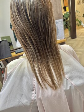 ルアナ(Luana) ハイレイヤー