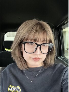 コルマーノ(COL MANO) ベージュカラー