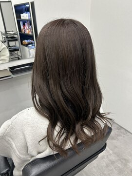 アルター(aL ter) ダークアッシュ/ミディアムレイヤーカット/鎌取店/市川いづみ