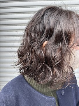 サル(saru) #ボブ × #パーマ