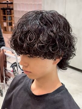 フィフス 渋谷(fifth) 渋谷波巻きツイストスパイラルシャドウルーズパーマツーブロック