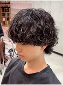 渋谷波巻きツイストスパイラルシャドウルーズパーマツーブロック