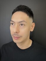 デザイニングヘアードゥ(designing hair Deux) メンズスキンフェード 【ミドルフェード/ハイフェードカット】