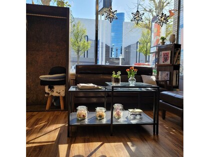 クラージュ 二十四軒店(HAIR SPACE COURAGE)の写真