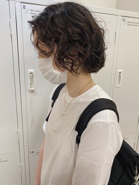 フロート 小阪店(float) ゆるウェーブ_マロンベージュ Aラインボブ かきあげ