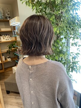 ソワンドゥブレス 瓜破店(soin de brace) シルキーベージュハイライト