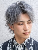 メンズフィール 南森町(MENS FEEL)&nbsp;ウルフマッシュ/アッシュシルバー/センターパート/ツーブロック