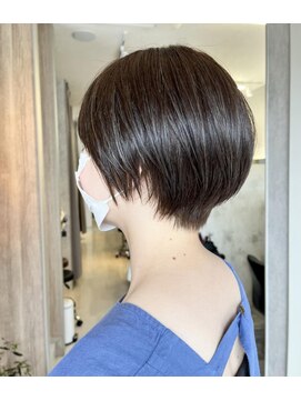 ロアン 福津店(roan) 丸みショート